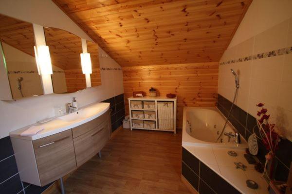 Chalet Les Ecureuils Saint-Nabord Buitenkant foto